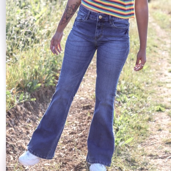 Run & Fly Made in England Flare Dark Wash Flare Jeans - Picture 2 of 14